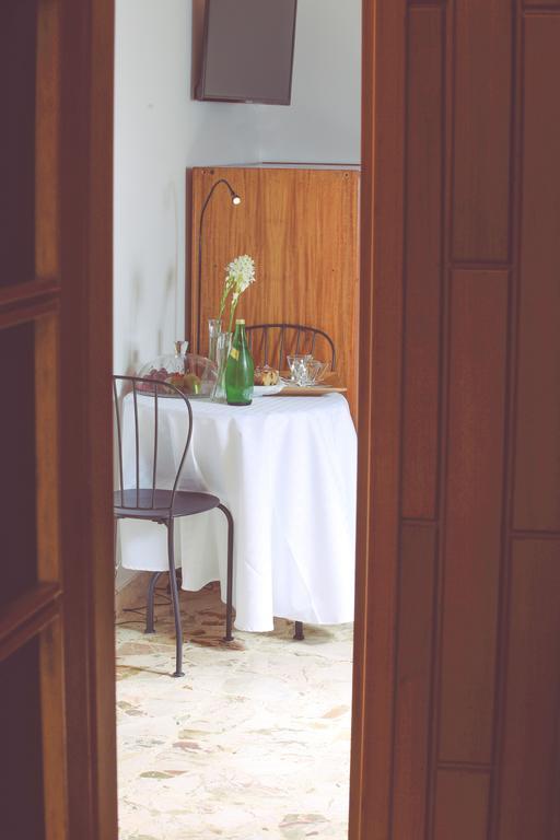 Soffio Del Libeccio B&B Syracuse Номер фото